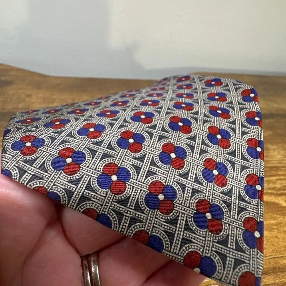 VALENTINO Silk Tie Red Blue Geometric Print NeckTie Made in Italy‎ Cravatte